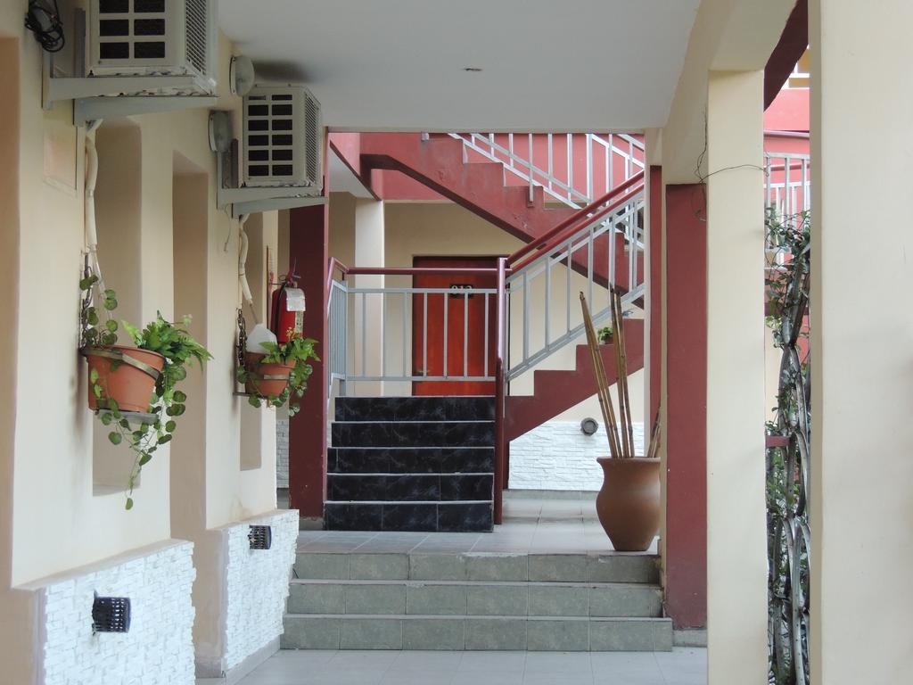 La Pergola Hotel Tucuman San Miguel de Tucumán Buitenkant foto