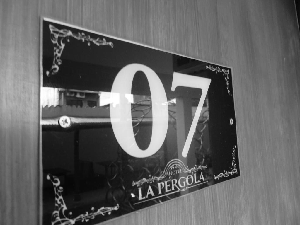 La Pergola Hotel Tucuman San Miguel de Tucumán Buitenkant foto