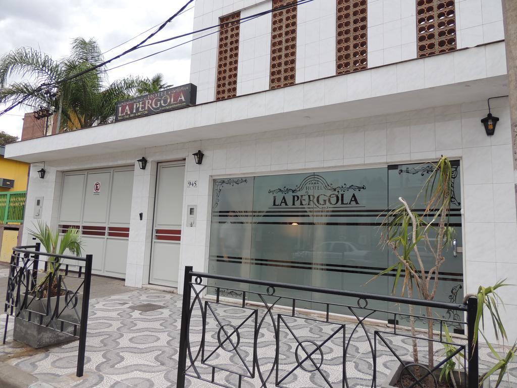 La Pergola Hotel Tucuman San Miguel de Tucumán Buitenkant foto