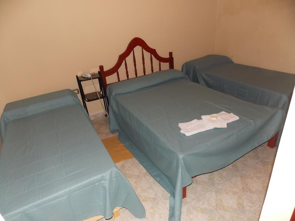 La Pergola Hotel Tucuman San Miguel de Tucumán Kamer foto